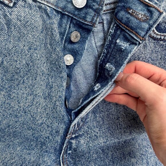 Vintage Levi’s High Waisted Tapered Leg Jeans – Size 11 Made in the USA from 100 - Picture 5 of 6